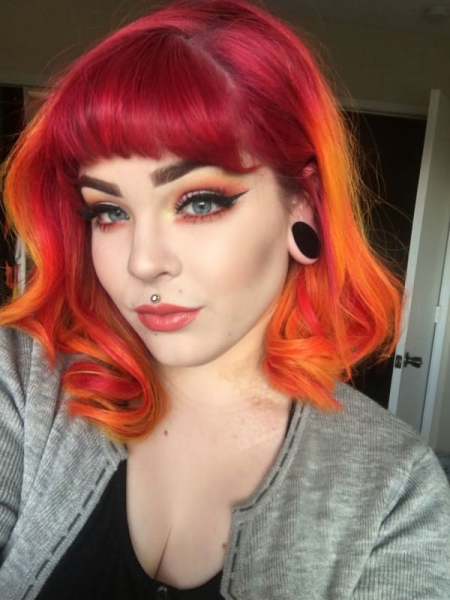 Поради щодо вибору кольору волосся для блідої шкіри