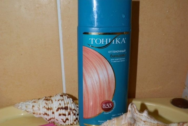 Світло-рожеве волосся: варіанти та правила фарбування